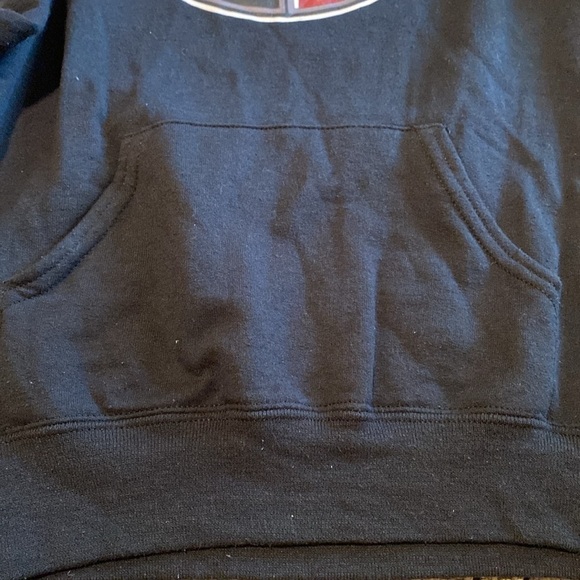 Philadelphia Sports Black Hooded Sweatshirt Size Youth Large in GUC - Picture 5 of 6